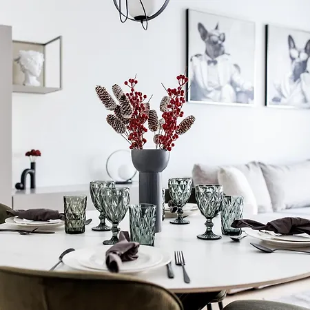 Lovely Noblessner Studio, Free Underground Parking! *