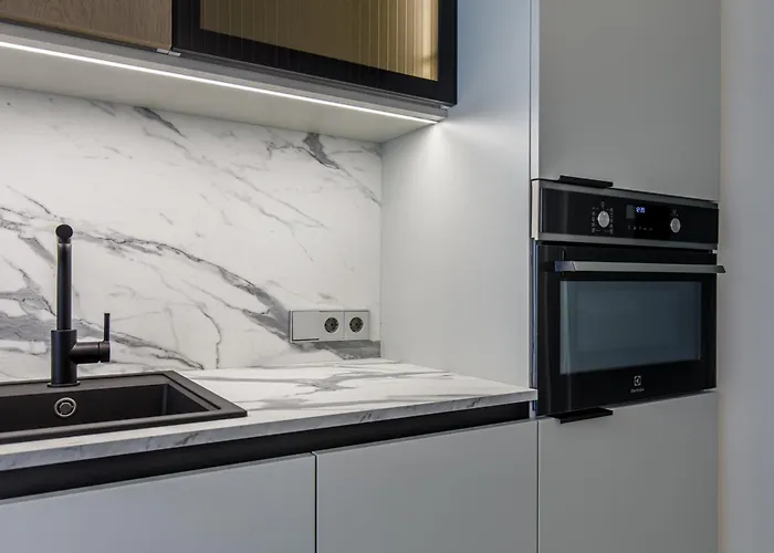 Apartment Lovely Noblessner Studio, Free Underground Parking! *