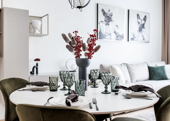 Lovely Noblessner Studio, Free Underground Parking! *