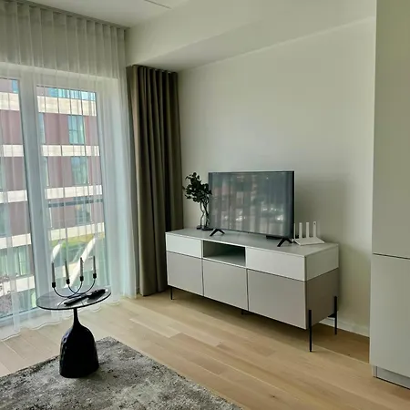 アパート Lovely Noblessner Studio, Free Underground Parking! タリン