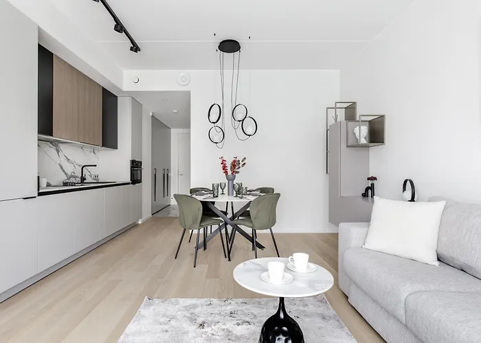 Lovely Noblessner Studio, Free Underground Parking!