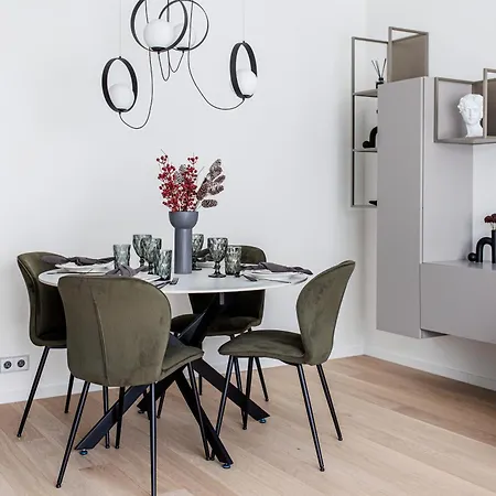 Lovely Noblessner Studio, Free Underground Parking! Apartman *